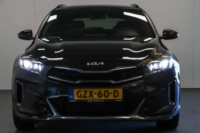 Kia XCeed (2025) thumbnail 4