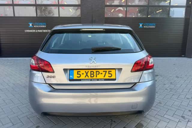 Peugeot 308 (2014) thumbnail 6