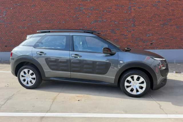 Citroën C4 Cactus (2015) thumbnail 5