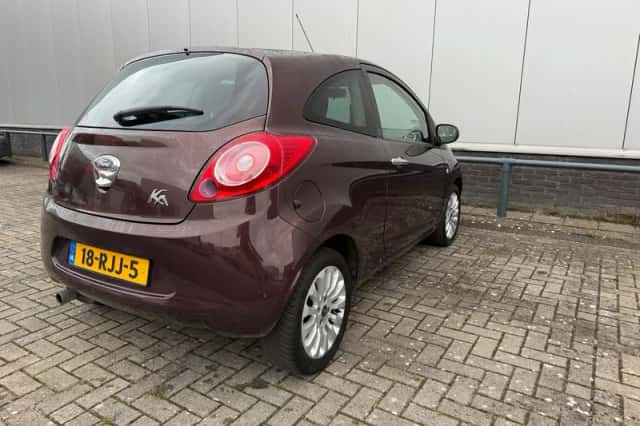 Ford Ka (2011) thumbnail 6