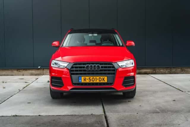 Audi Q3 (2016) thumbnail 2