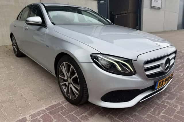 Mercedes-Benz E-Klasse (2016) thumbnail 4