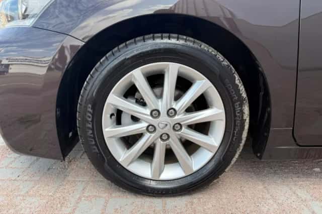 Lexus CT (2012) thumbnail 5