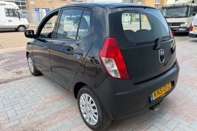 Hyundai i10 (2009) thumbnail 5