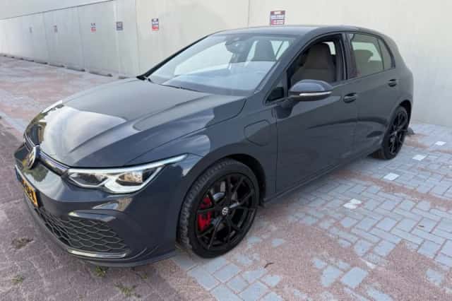 Volkswagen Golf (2020) thumbnail 3