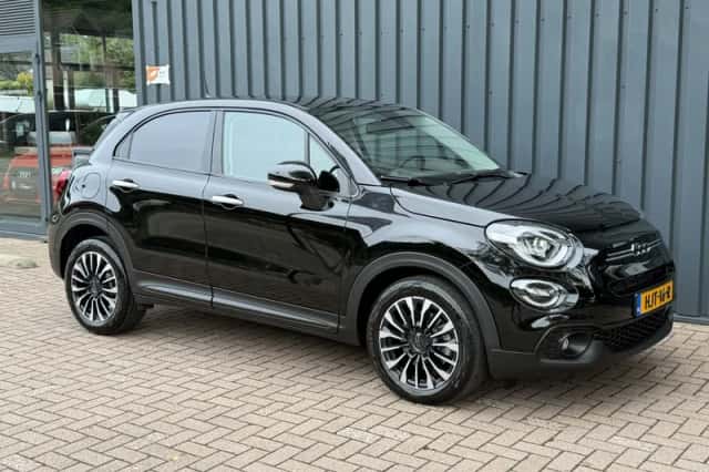 Fiat 500X (2023) thumbnail 2