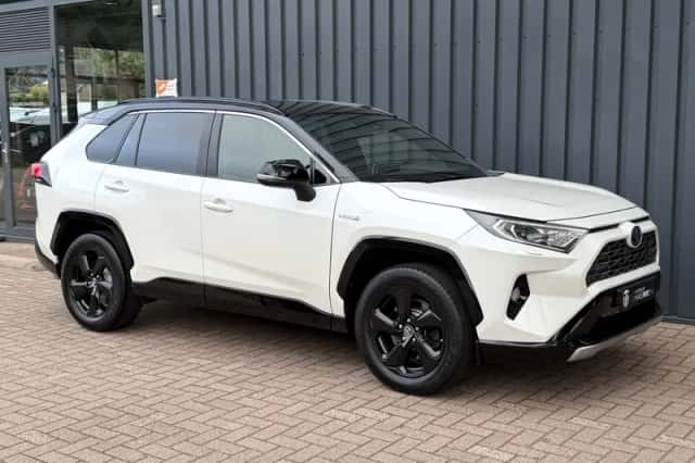 Toyota RAV4 (2019) thumbnail 2