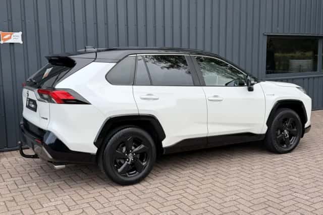 Toyota RAV4 (2019) thumbnail 4