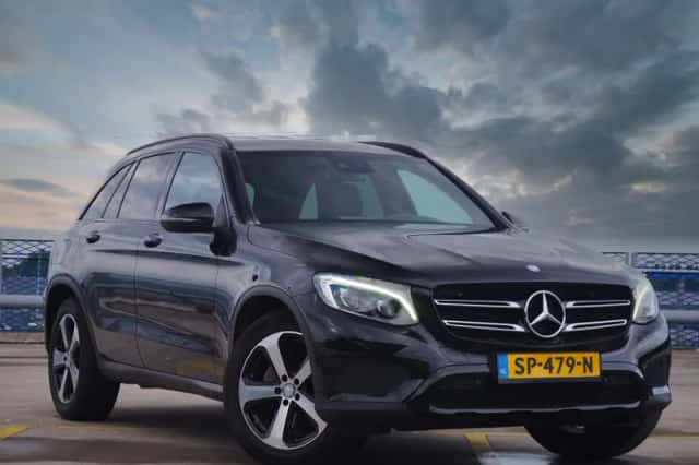 Mercedes-Benz GLC-Klasse (2016) thumbnail 1