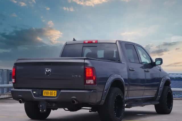 Dodge RAM (2018) thumbnail 2