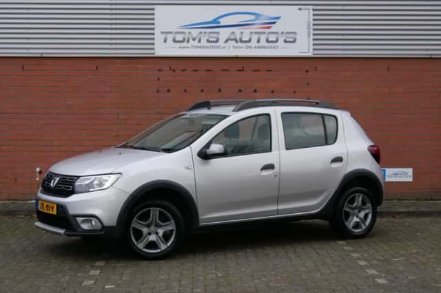 Dacia Sandero (2017) thumbnail 1