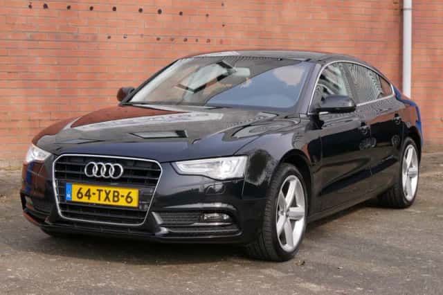 Audi A5 (2012) thumbnail 2