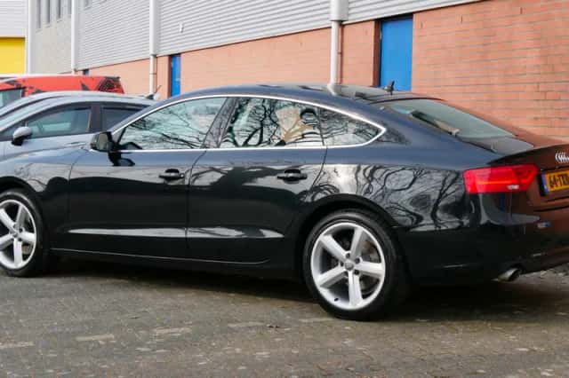 Audi A5 (2012) thumbnail 5