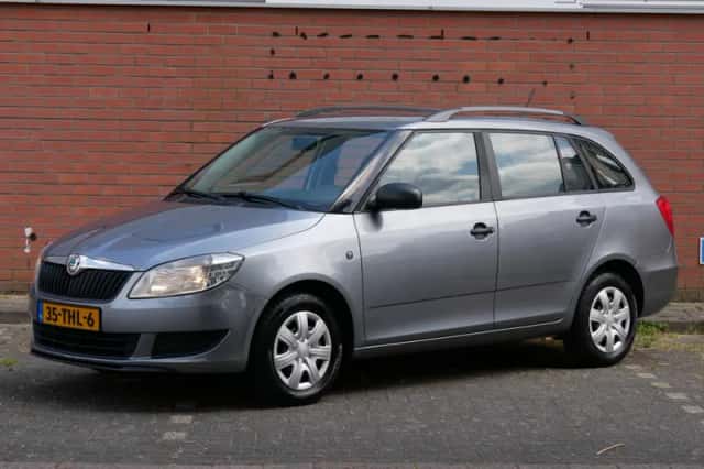 Škoda Fabia (2012) thumbnail 3