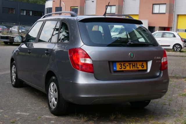 Škoda Fabia (2012) thumbnail 6