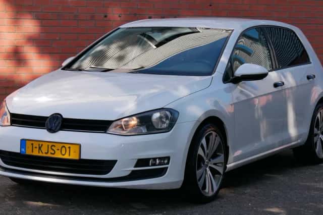 Volkswagen Golf (2013) thumbnail 2