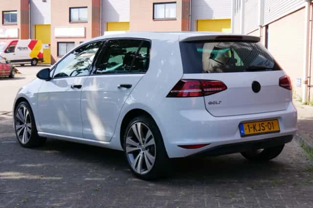 Volkswagen Golf (2013) thumbnail 6
