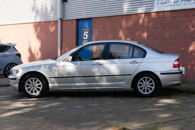 BMW 3-Serie (2002) thumbnail 4