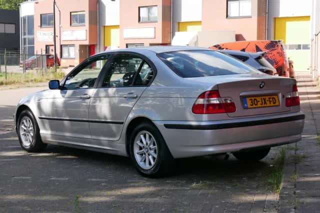 BMW 3-Serie (2002) thumbnail 6