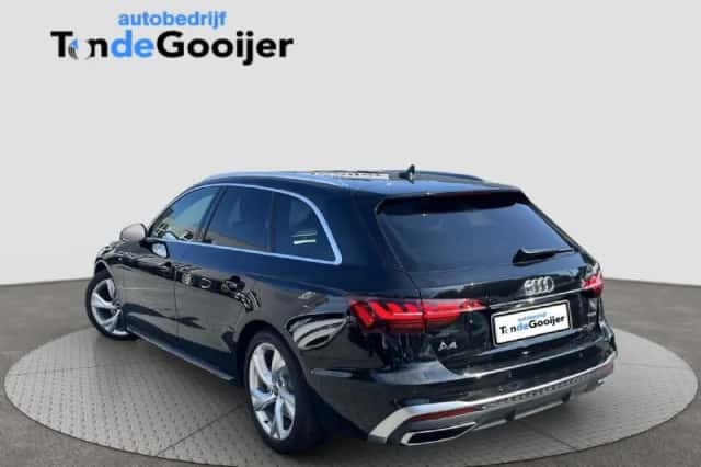 Audi A4 (2022) thumbnail 4