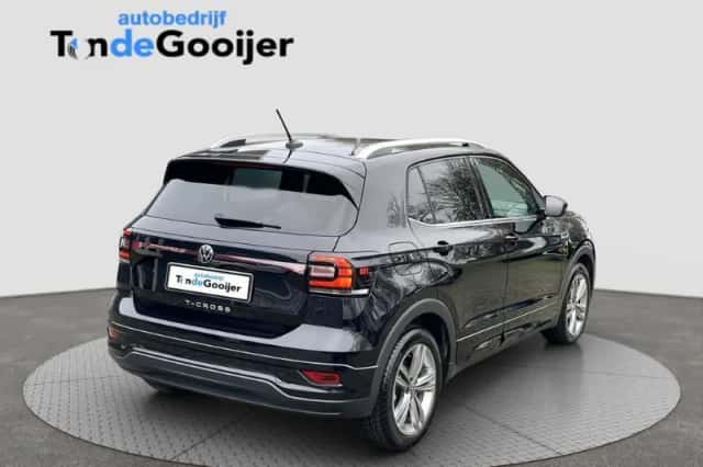 Volkswagen T-Cross (2023) thumbnail 3