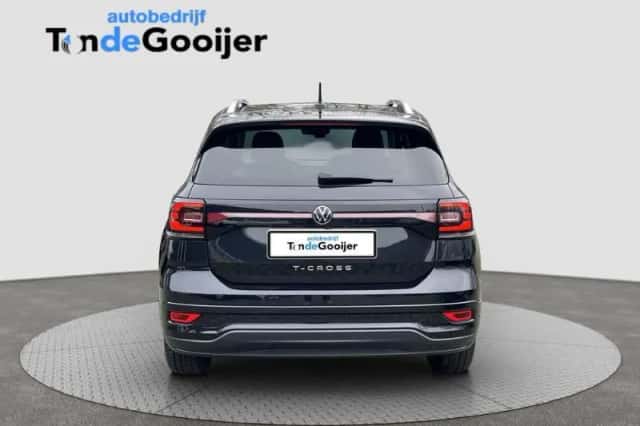 Volkswagen T-Cross (2023) thumbnail 4