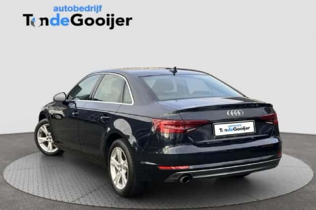 Audi A4 (2019) thumbnail 4