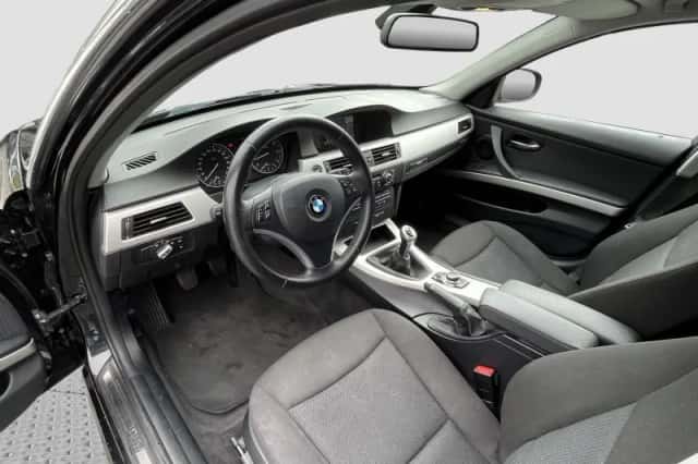 BMW 3-Serie (2012) thumbnail 6