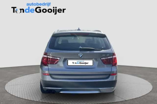 BMW X3 (2013) thumbnail 4