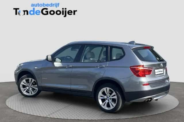 BMW X3 (2013) thumbnail 6