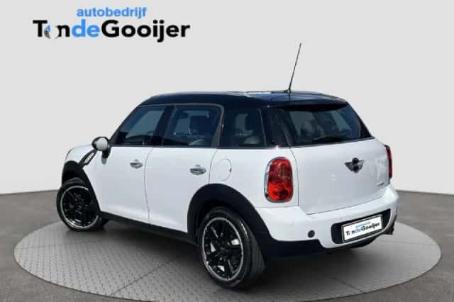MINI Countryman (2011) thumbnail 5