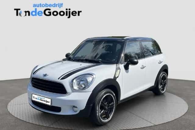 MINI Countryman (2011) thumbnail 6