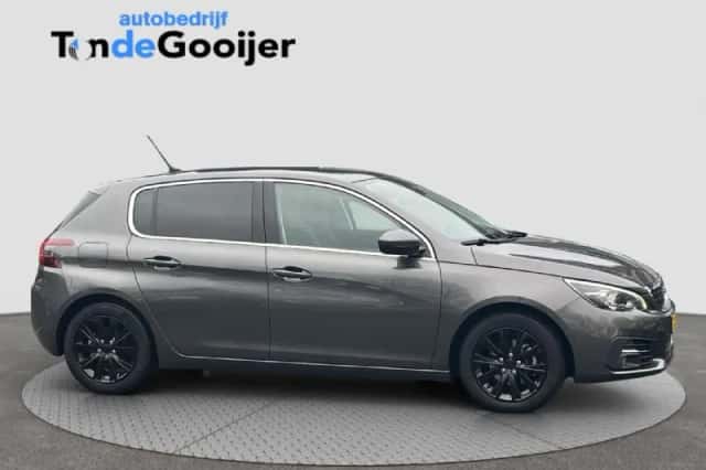 Peugeot 308 (2019) thumbnail 3