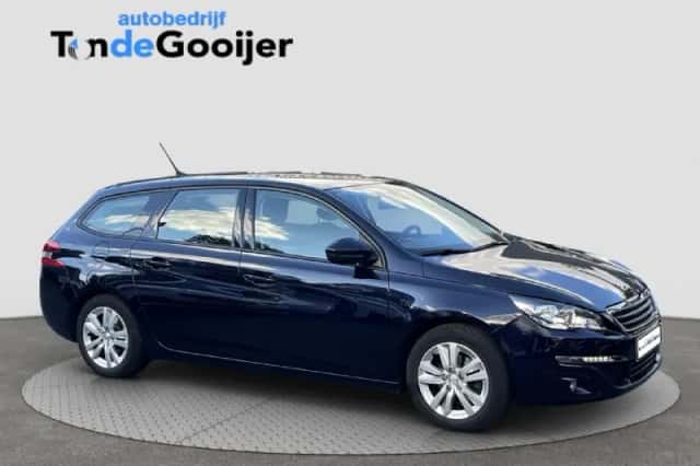 Peugeot 308 (2017) thumbnail 1