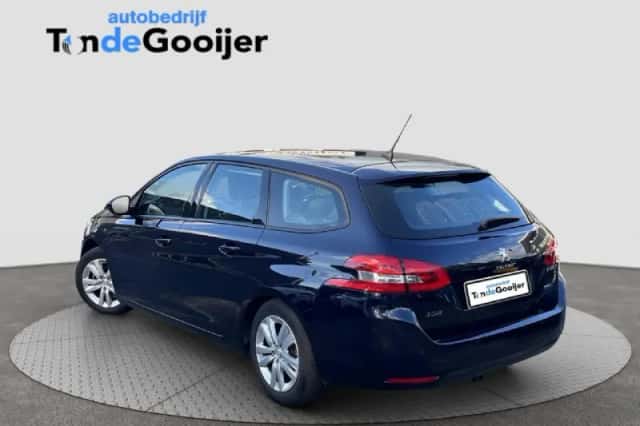 Peugeot 308 (2017) thumbnail 3