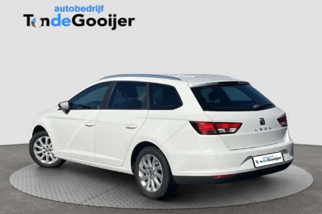 SEAT Leon (2014) thumbnail 4