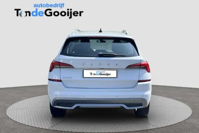 Škoda Kamiq (2019) thumbnail 4