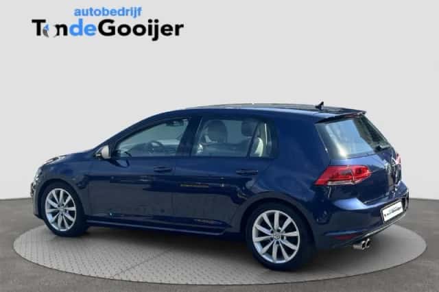 Volkswagen Golf (2013) thumbnail 6