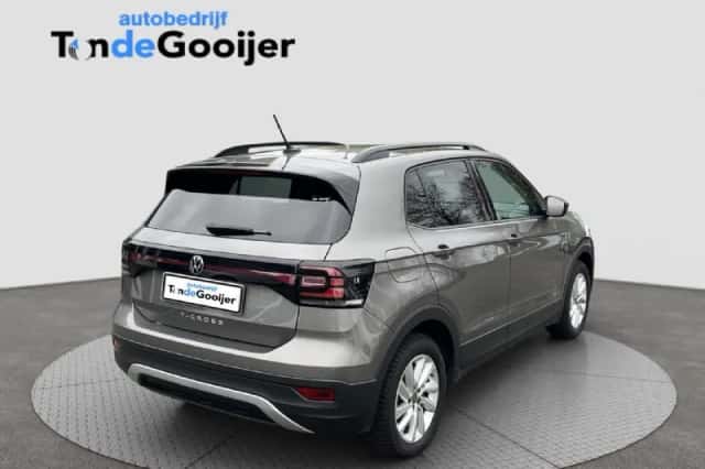 Volkswagen T-Cross (2021) thumbnail 3