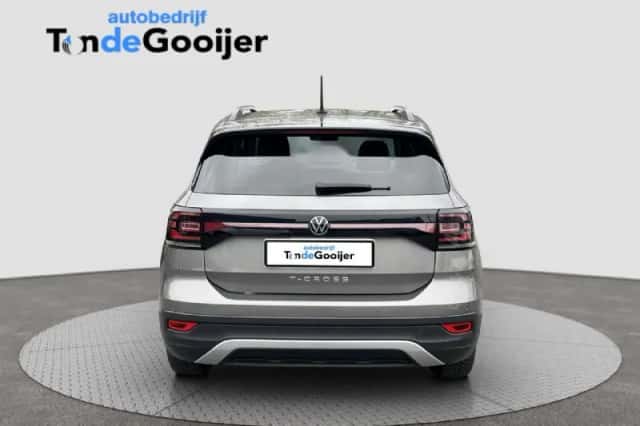 Volkswagen T-Cross (2021) thumbnail 4