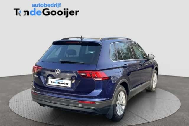 Volkswagen Tiguan (2018) thumbnail 3