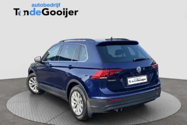 Volkswagen Tiguan (2018) thumbnail 5