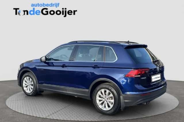 Volkswagen Tiguan (2018) thumbnail 6