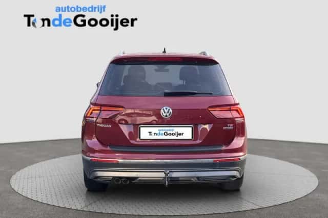 Volkswagen Tiguan (2017) thumbnail 4