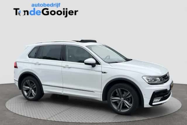 Volkswagen Tiguan (2017) thumbnail 1