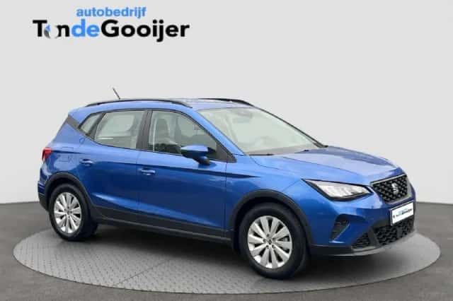 SEAT Arona (2025) thumbnail 1