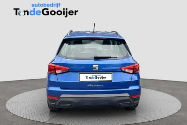 SEAT Arona (2025) thumbnail 4