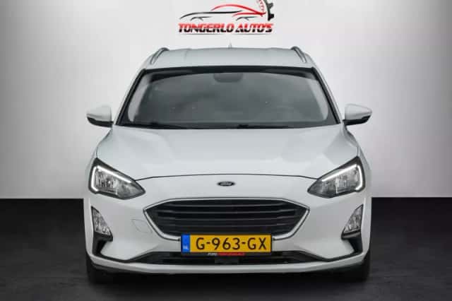 Ford Focus (2019) thumbnail 2