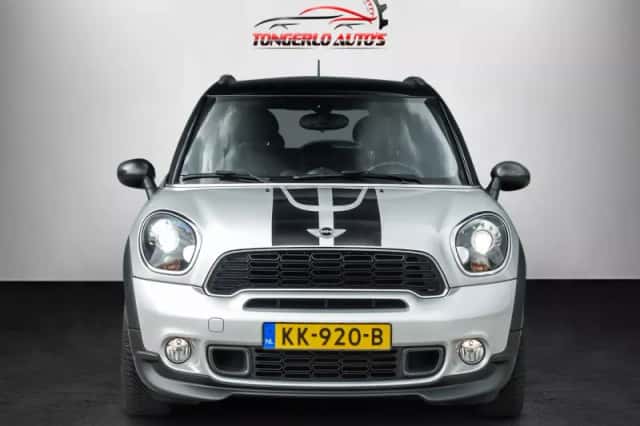 MINI Countryman (2014) thumbnail 2