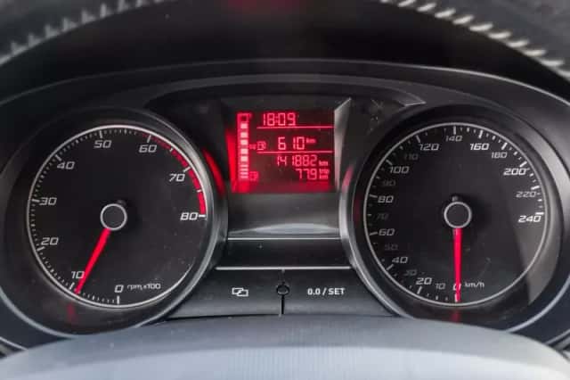 SEAT Ibiza (2012) thumbnail 4